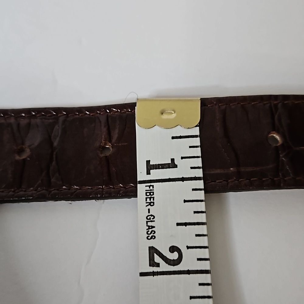 Italian Embossed Leather Belt size M Brown Brass accent hardware   Pre-owned - Picture 10 of 10